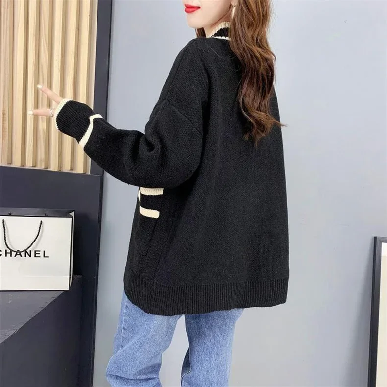 Versione coreana da donna del nuovo Cardigan maglione alla moda stile Preppy medio-lungo allentato senza bottoni maglieria con scollo a v con tasca Y2k