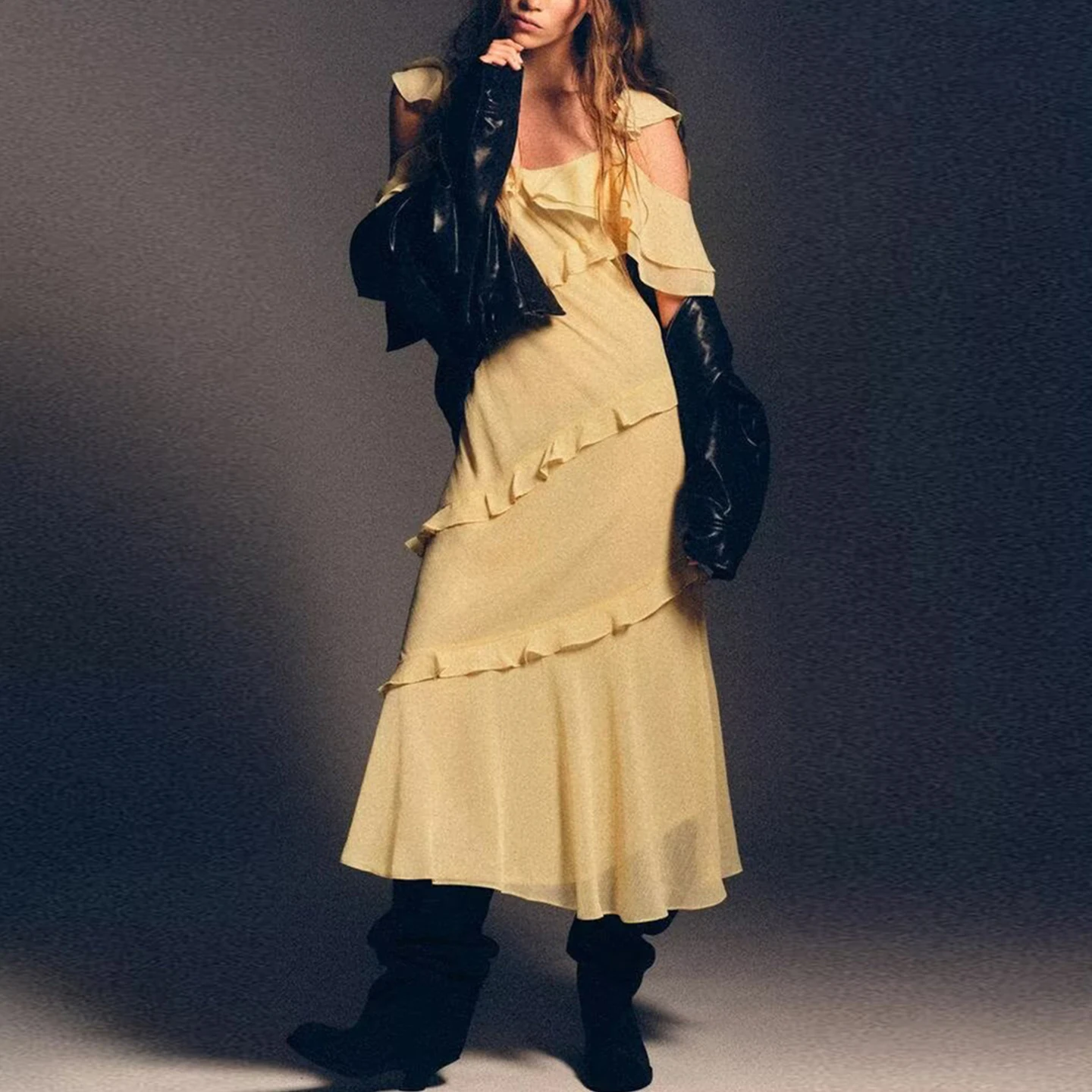 Vestido Decorativo em Camadas com Estampa de Personalidade para Mulheres, em Fibra de Poliéster, Manga Curta, go da Pele e...