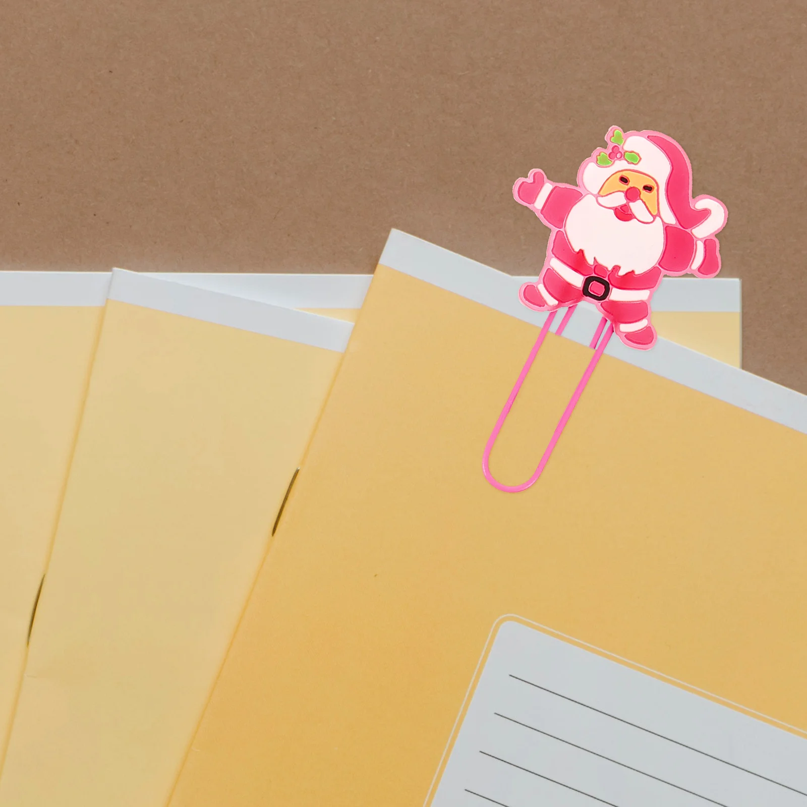 24 قطعة مشبك ورق عيد الميلاد الإشارات المرجعية أشكال لطيفة احتفالية مقاطع PVC لمكتب المدرسة وثيقة حفظ الورق المنظمة