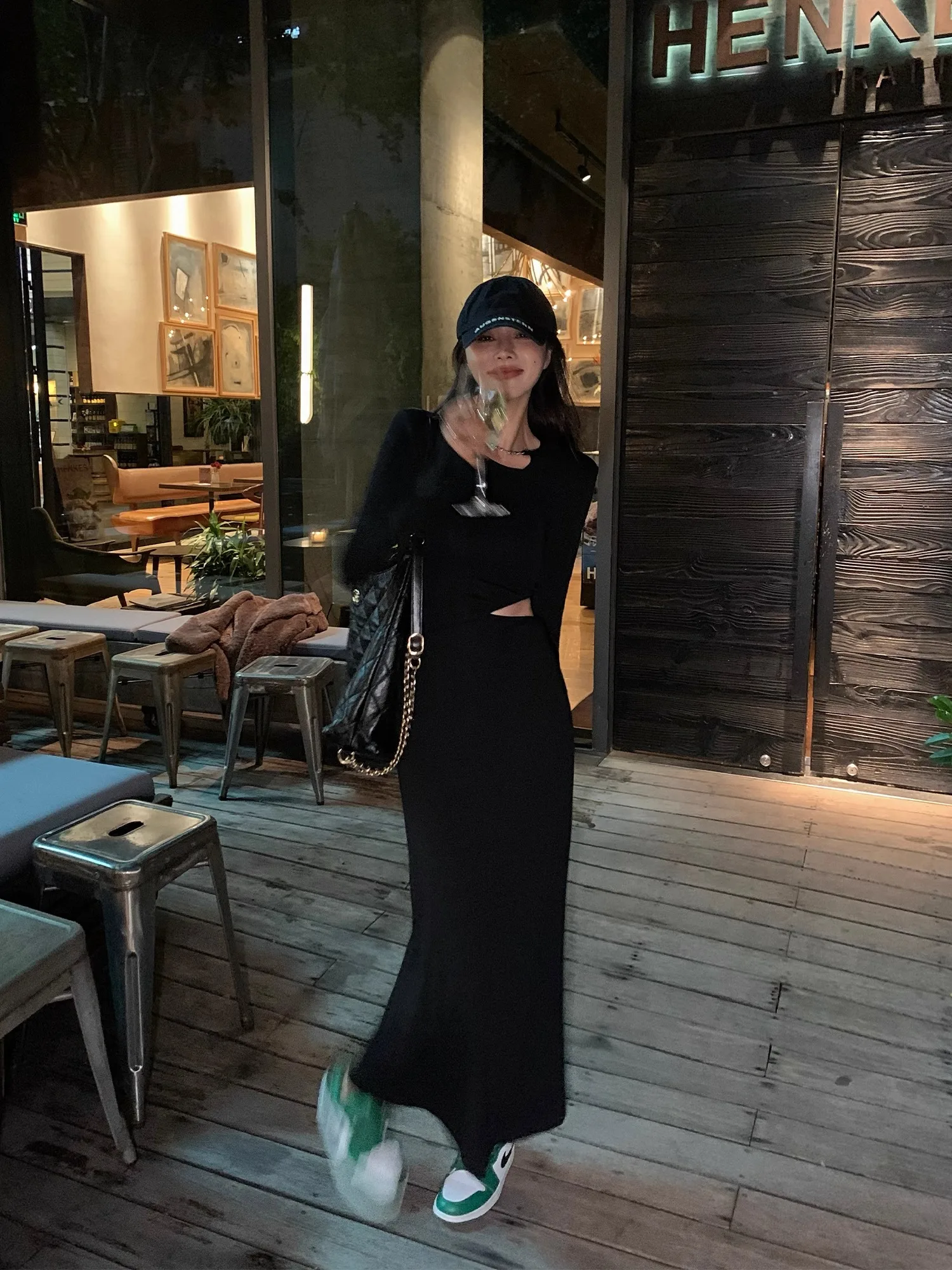 Robes à manches longues femmes robe tricotée femme printemps Cupro ivoire col carré smockage à plusieurs niveaux taille basse minimaliste doux épicé