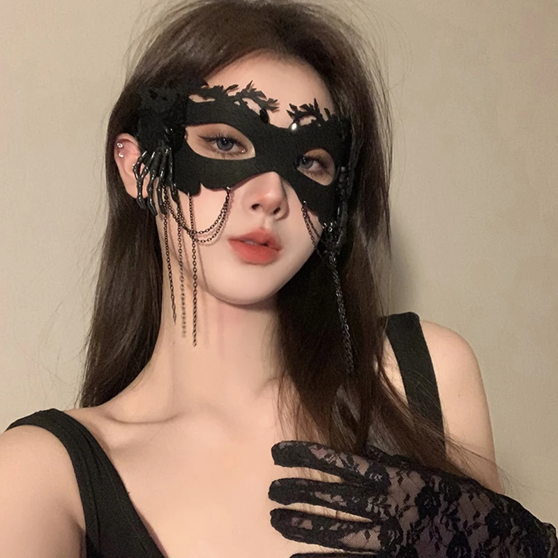 Sexy Women Hollow Lace Masquerade Face Mask Princess Black Feather Prom Party Props Girl Party Costume Masquerade Cosplay Mask