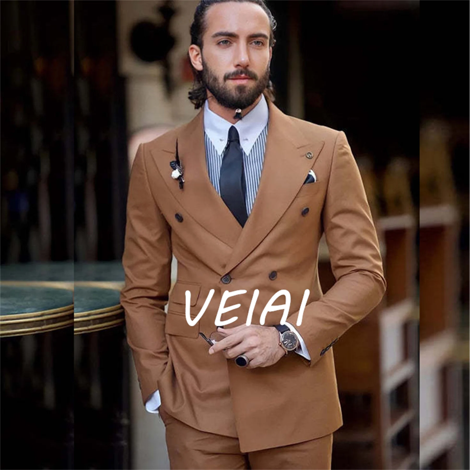 Abbigliamento da uomo personalizzato Disfraces Hombre Costume di lusso su misura Abiti Set completo Doppio petto Risvolto con visiera Occasio regolare