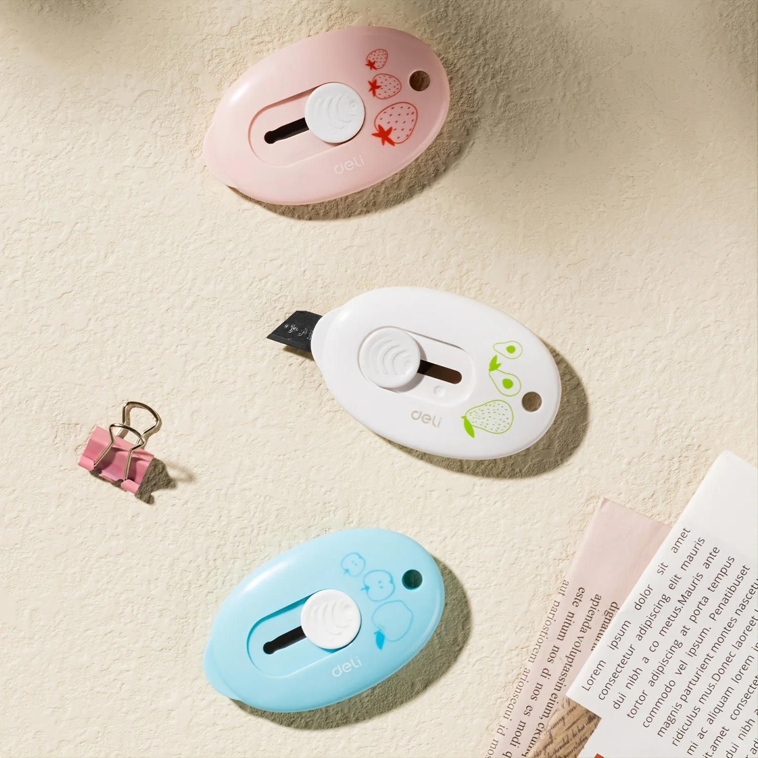 Deli Professional Retractable Utility Knife, For Art, DIY, Packaging & Office Use