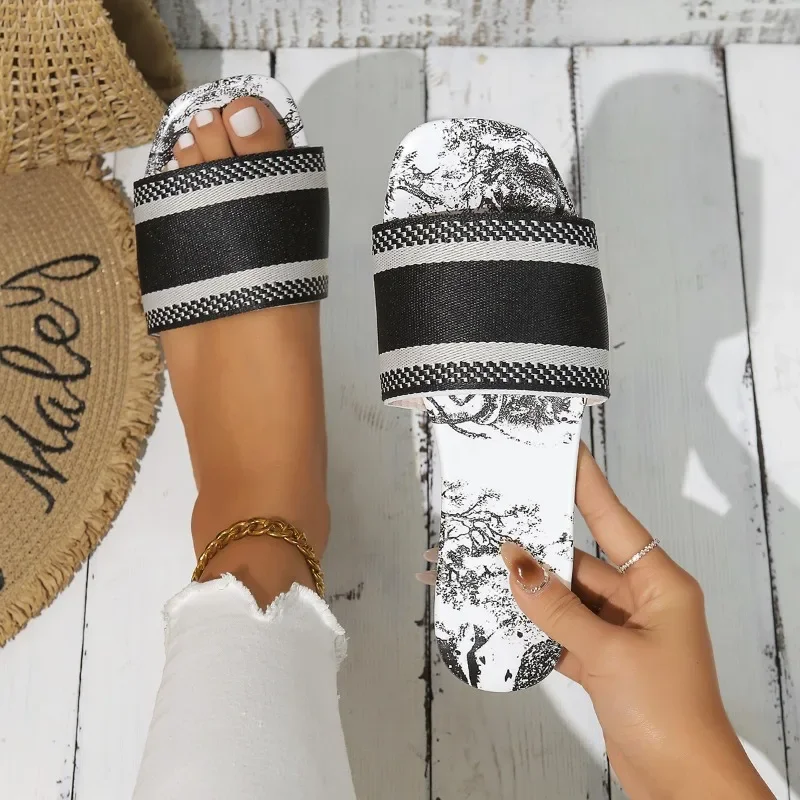 أحذية للنساء الصنادل الفاخرة الصيف مصمم العلامة التجارية اللون عطلة نعال شاطئ السيدات حذاء مسطح الشرائح Zapatos De Mujer