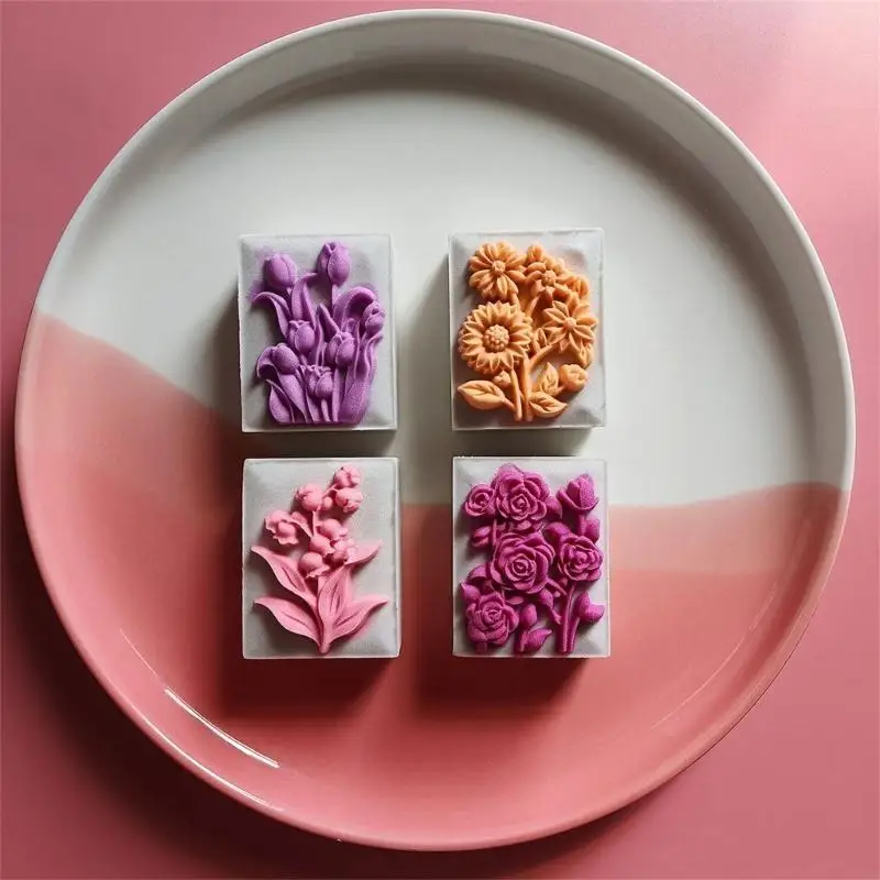 F19B Plastic Cookie Stamps Flower Pattern Chinese Mooncakes Mold Hand-Pressure Mooncake Maker DIY Pastry Tool for Mid-Autumn