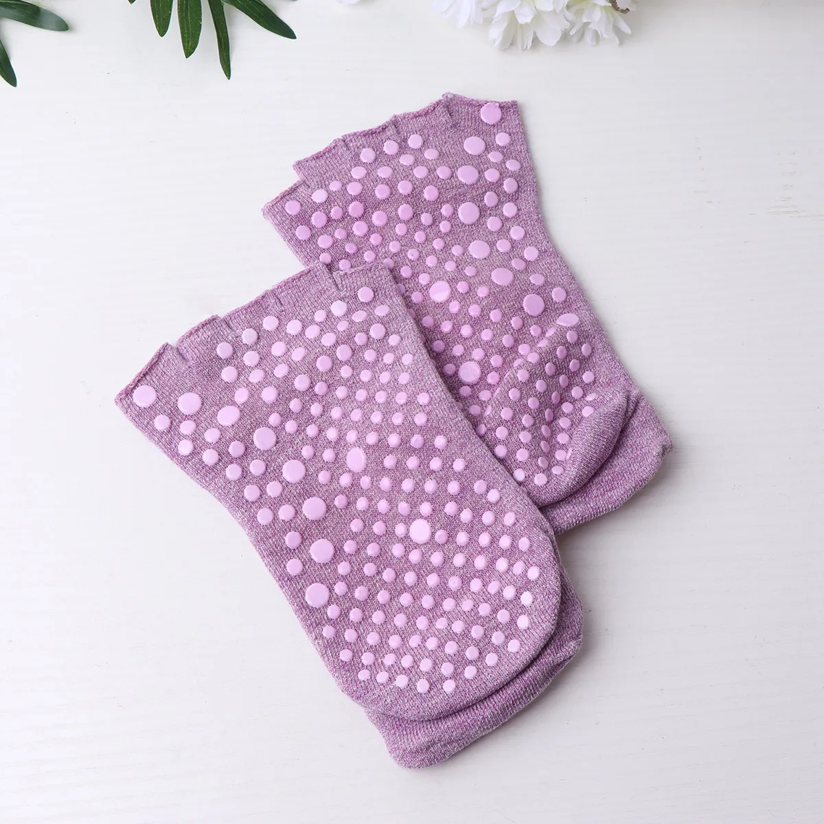 1Pair Anti-Slip 5 Toe Yoga Socks Open-Toed Breathable Premium Material Socks for Women Running Walking Standing Daily