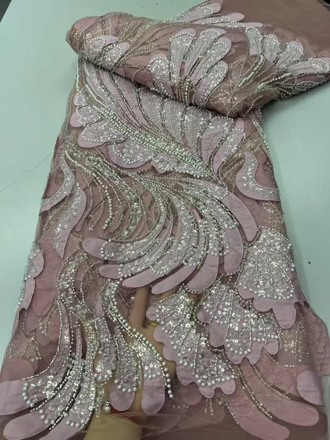 

French sequined beaded lace fabric, Nigerian tulle mesh lace fabric, high-quality lace wedding dress fabric