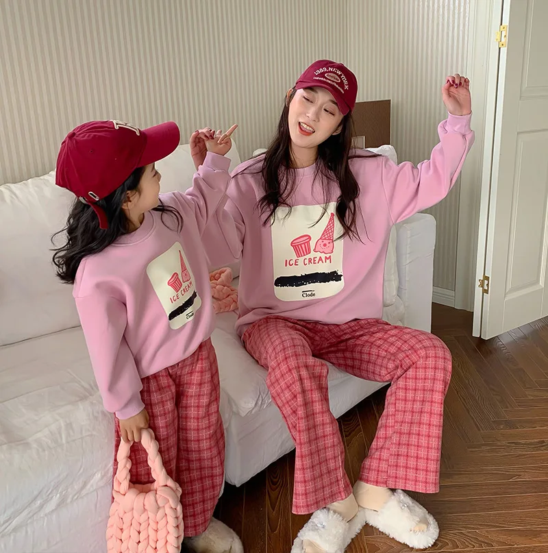 Mother And Daughters Clothes 2023 Winter Fashion Mom And Me Clothing Sets Baby Girl Warm Sweatshirt+Pants Set Women Pink Outfits