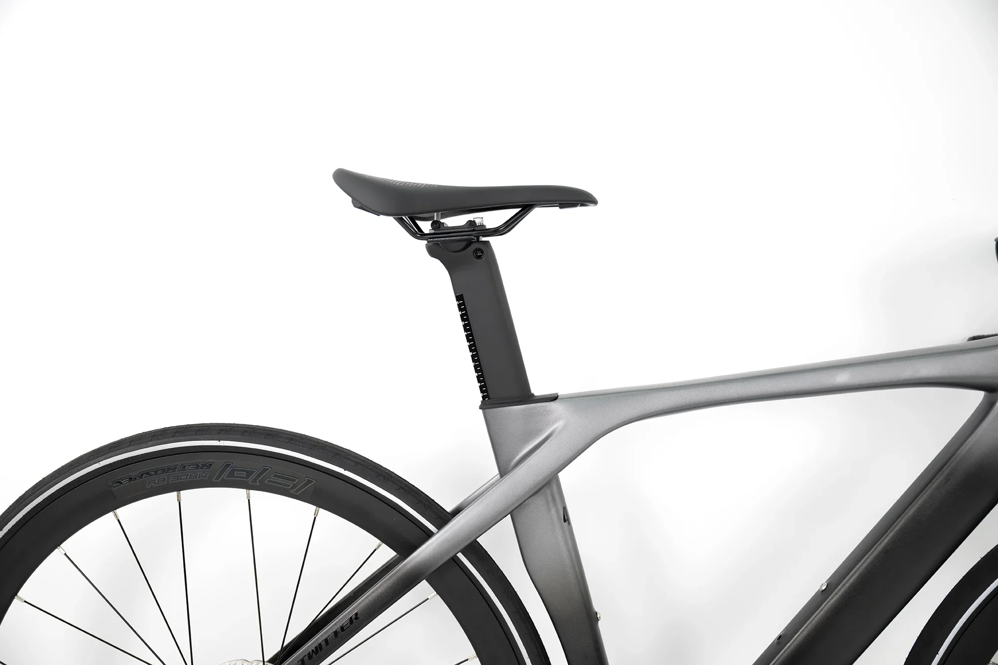 2026 TWITTER T10 Professional Full Carbon Road Bike with RS-24S Shifters SHlMAN 105 FD and RD 50mm Adult Carbon Wheel Road Bike