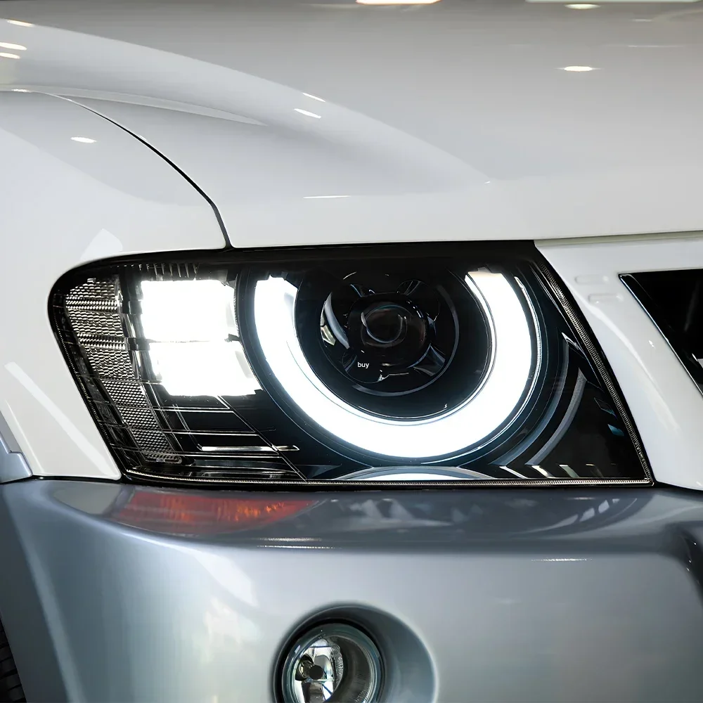 

For Mitsubishi Pajero V73 2004-2014 LED Auto Headlights Assembly Upgrade Defender style Dynamic Projector Lens Car Accessories