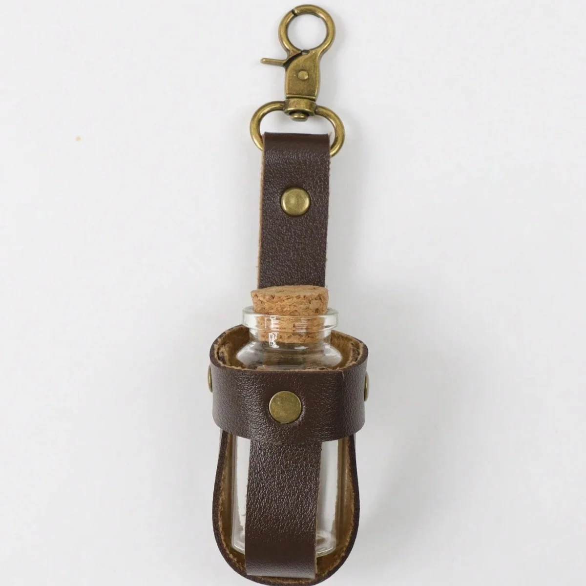 Mittelalterlicher PU-Leder Zaubertrankflaschenhalter mit Glasflaschen, Flaschen mit Stopfen zum Aufhängen am Gürtel, Ideal für LARP, Renaissance – Detail 3
