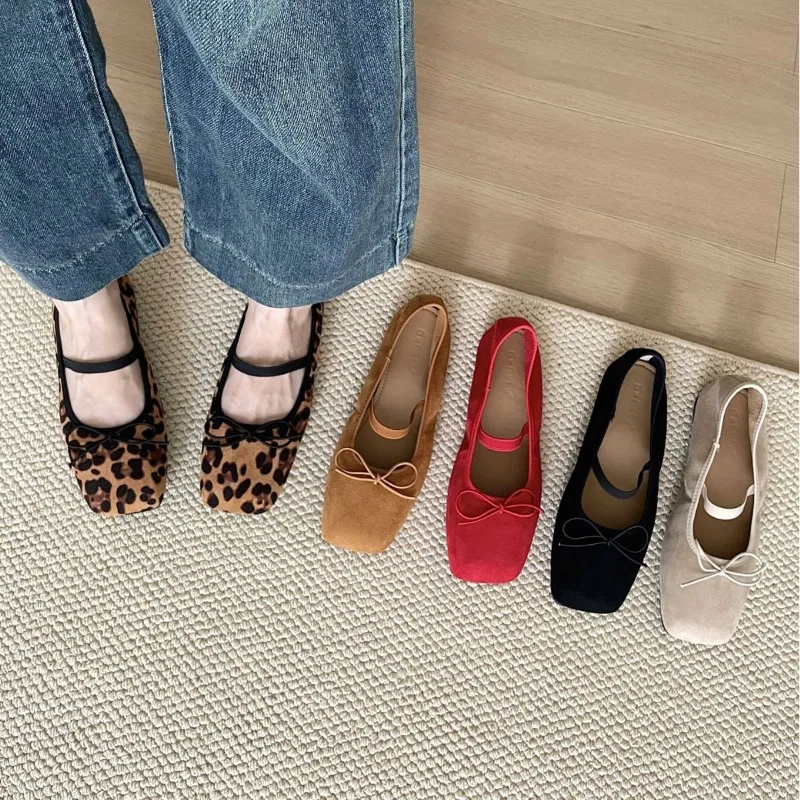 Sepatu Flat wanita musim gugur 2024 mode sepatu Slip on Mary Jane sol lembut sepatu balerinas gaun luar ruangan