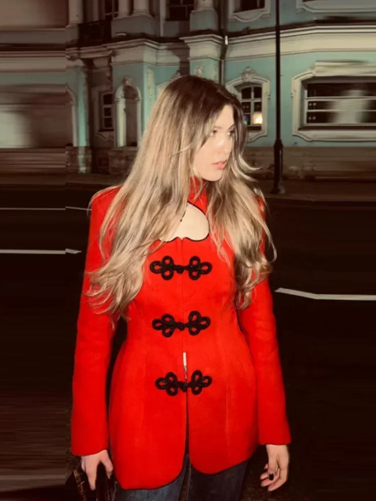 

Женский красный блейзер в китайском стиле с вырезами и застежкой на пуговицах, приталенный, формальный, верхняя одежда, весна 2026, модный, современный, в стиле ханьфу, куртка