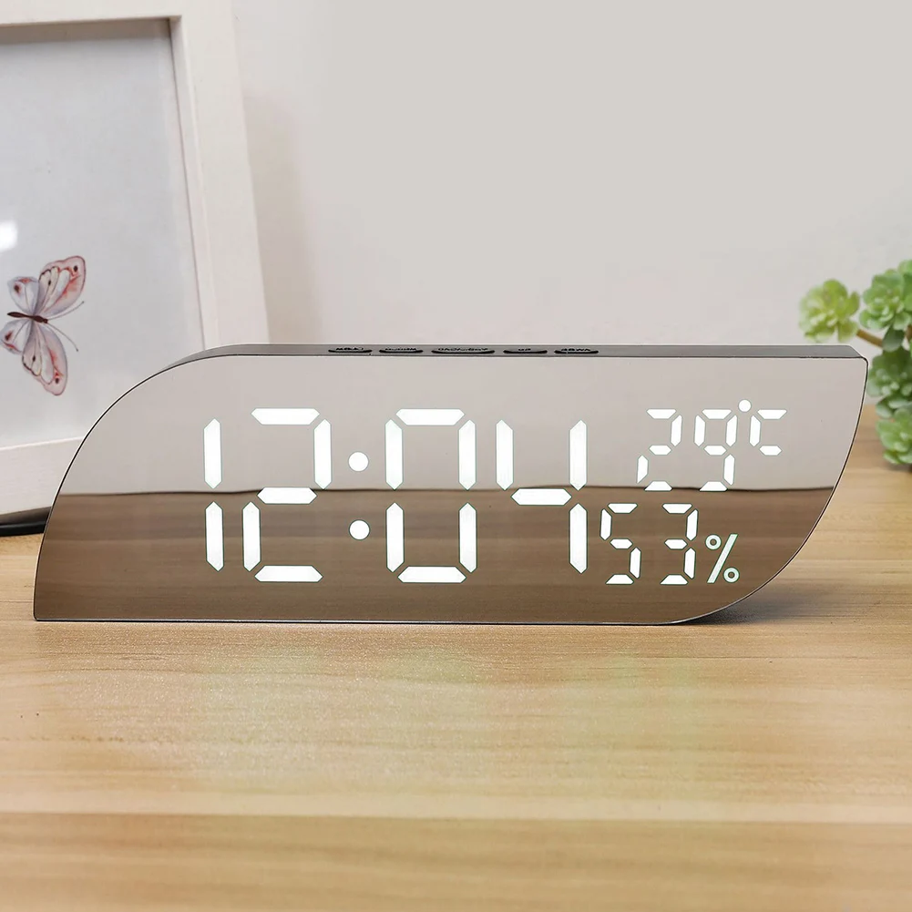 

Digital Alarm Clock USB Power Supply/Battery Operated LED Digital Clock Temperature Humidity Detect Clock For Bedside Desk