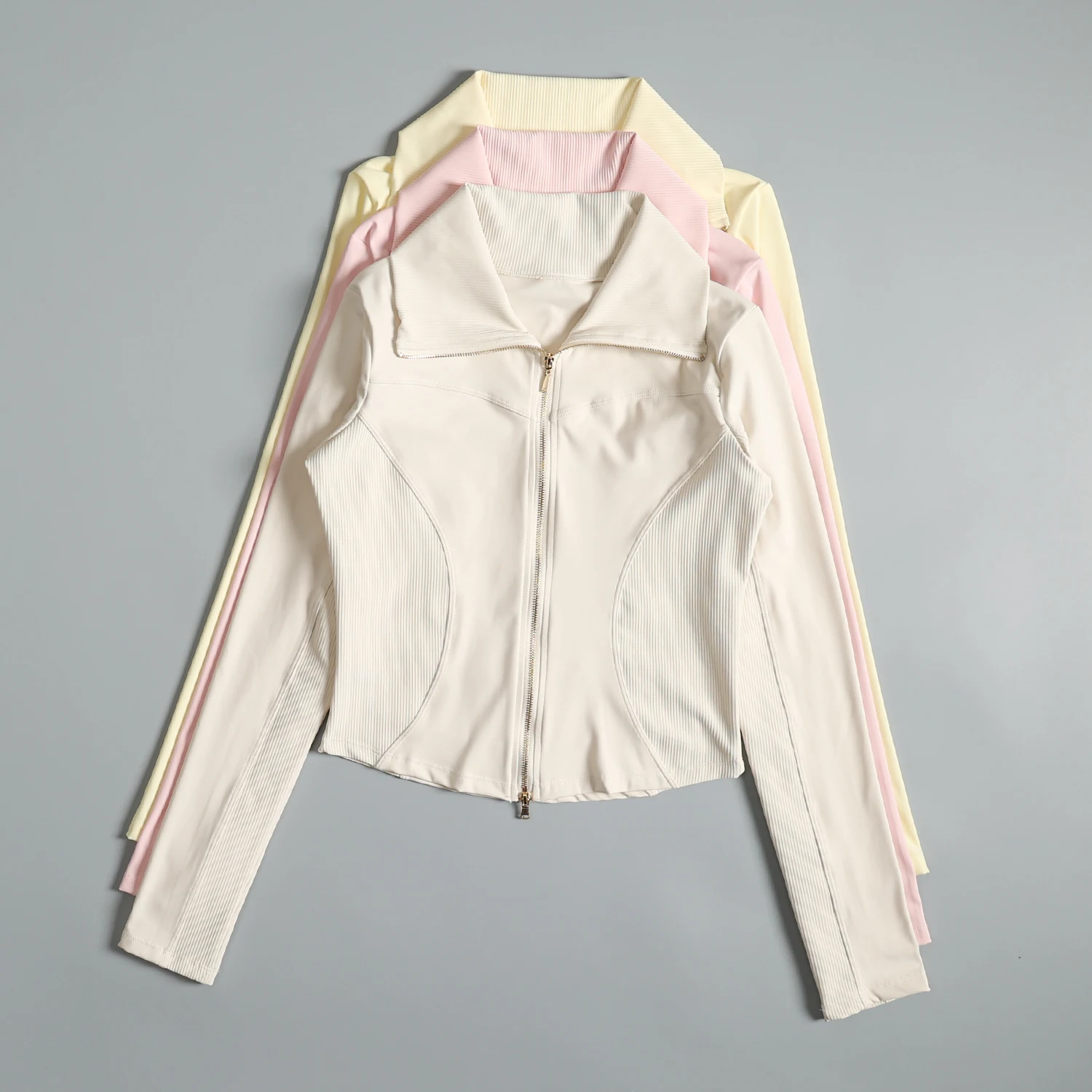 Casaco esportivo feminino outono e inverno fino curto pilates treinamento roupas de fitness moda yoga manhã jogging