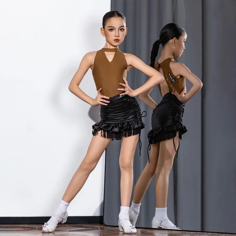 

Новинка 2023 года, наряды для латинских танцев для девочек, топы без рукавов, комплект с юбкой с бахромой, тренировочная одежда, детское платье для латинских танцев DQS20446