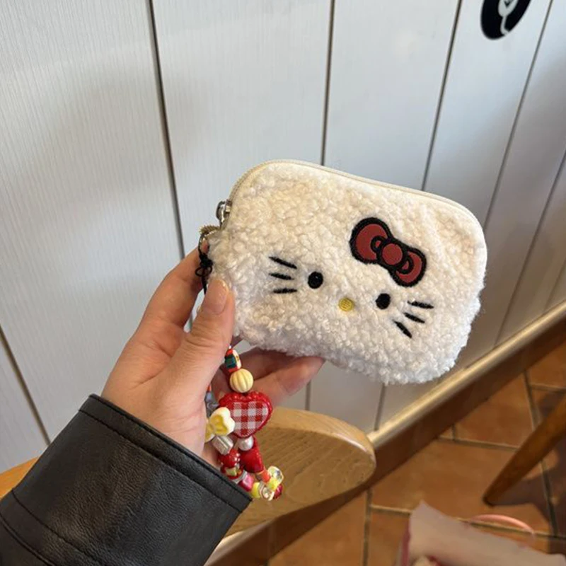 กระเป๋าเครื่องสำอางตุ๊กตาเฮลโลคิตตี้น่ารัก กระเป๋าเครื่องสำอางผู้หญิงขนาดเล็ก กระเป๋าคลัทช์น่ารักแบบพกพา ชุดอุปกรณ์อาบน้ำสำหรับเดินทาง กระเป๋าถือ