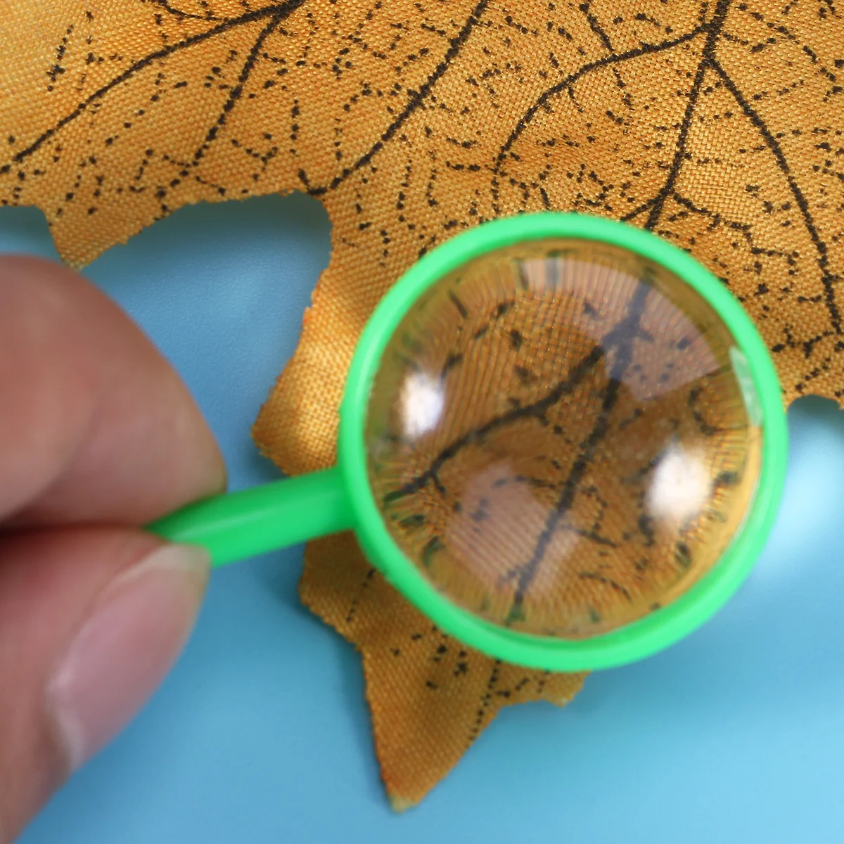 72 قطعة عدسة مكبرة ملونة محمولة باليد مكبرات قراءة محمولة للأطفال هدايا الحفلات مراقبة قريبة ألعاب كلمات متقاطعة #5