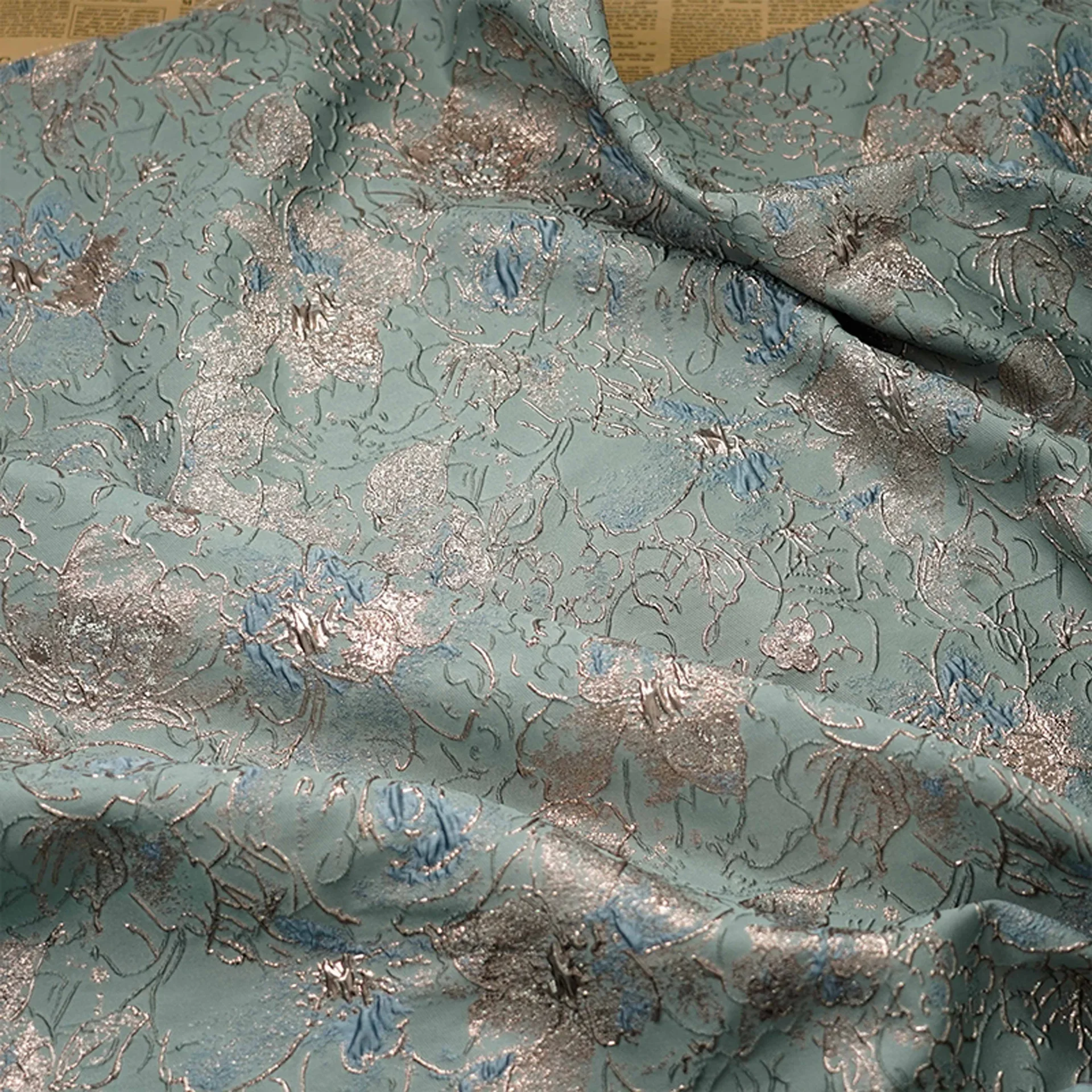 Gold Silk Relief Large Flower Jacquard Fabric Women\'s Dress Cheongsam Suit Decorative Sewing Fabric