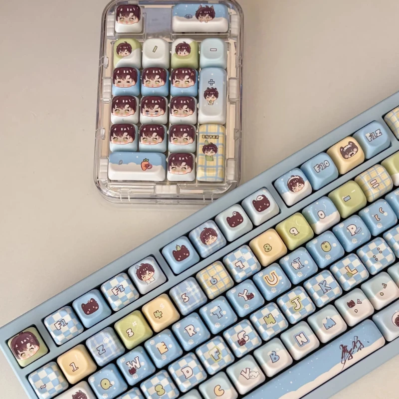 

Колпачки для клавиш Love and Deepspace, колпачок для клавиши Zayne, PBT, профиль Cherry/EOA, милые мультяшные/аниме колпачки для клавиш, оригинальный дизайн Artisan.
