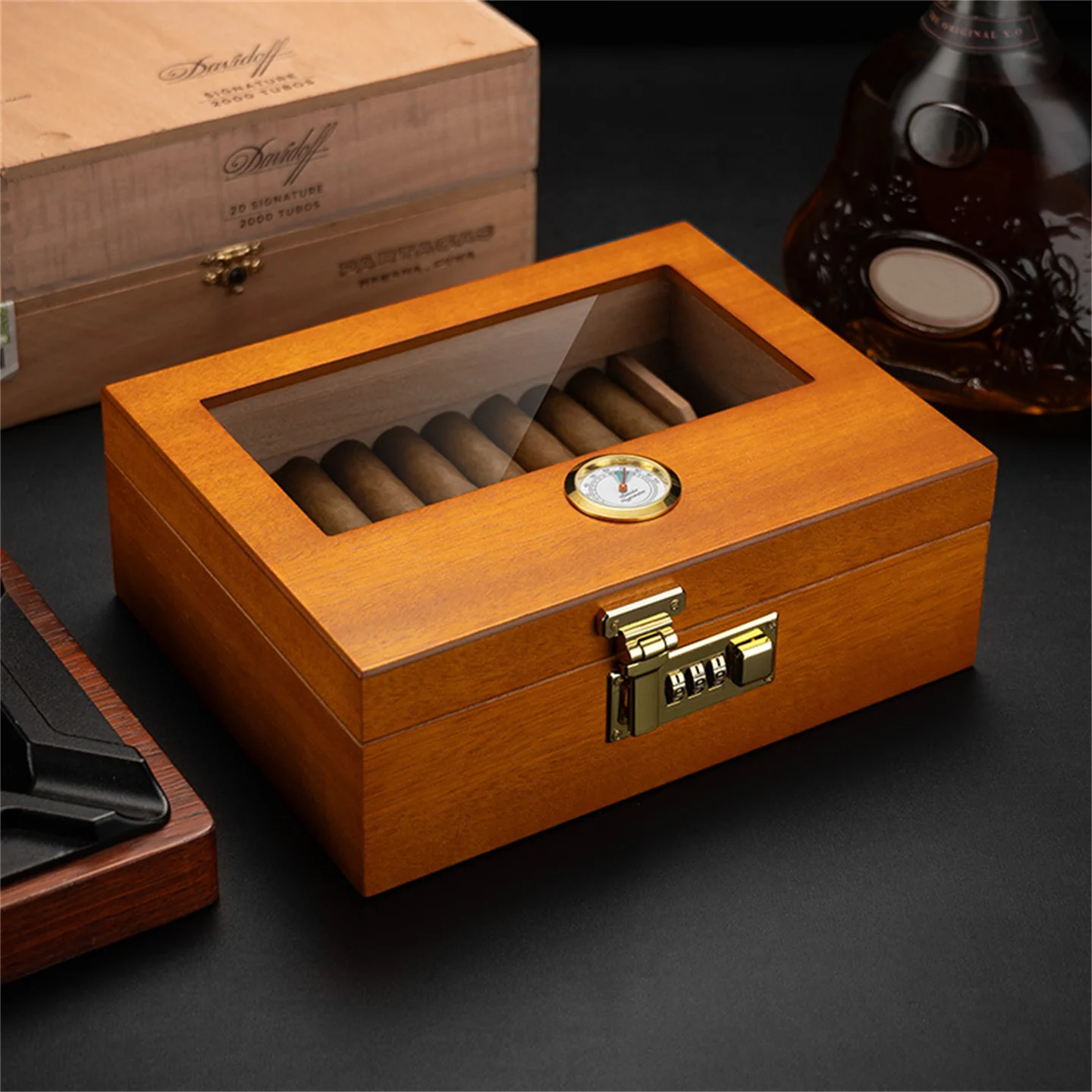 Glasstop Cigar Humidor Box Spanish Cedar Wood Combination Lock Hygrometer Humidifier Large Capacity Moisturizing