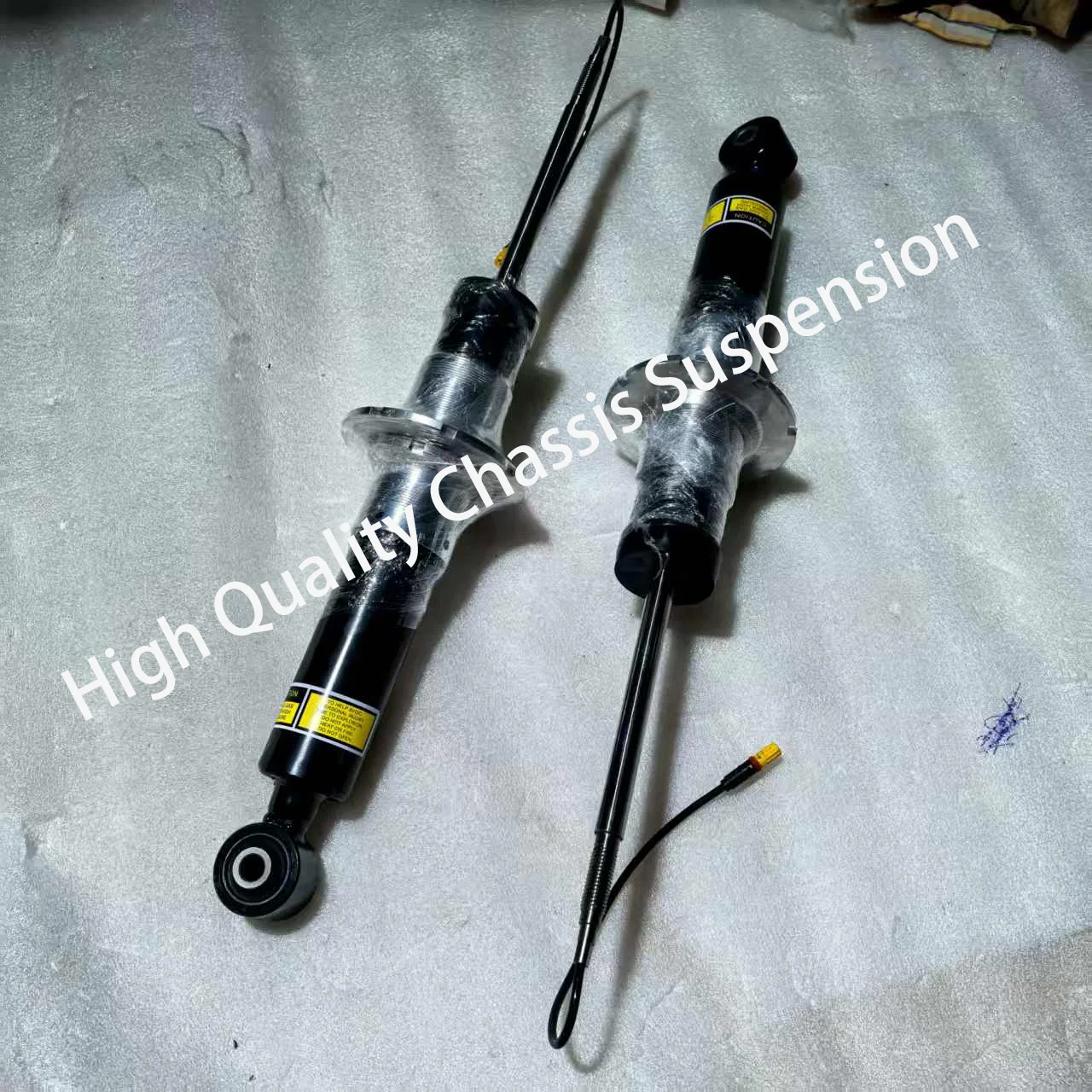 High Quality 2X Rear Shock Absorber Struts w/Magnetic For Ferrari 488 GTB Spider 2016- 325388, 317751