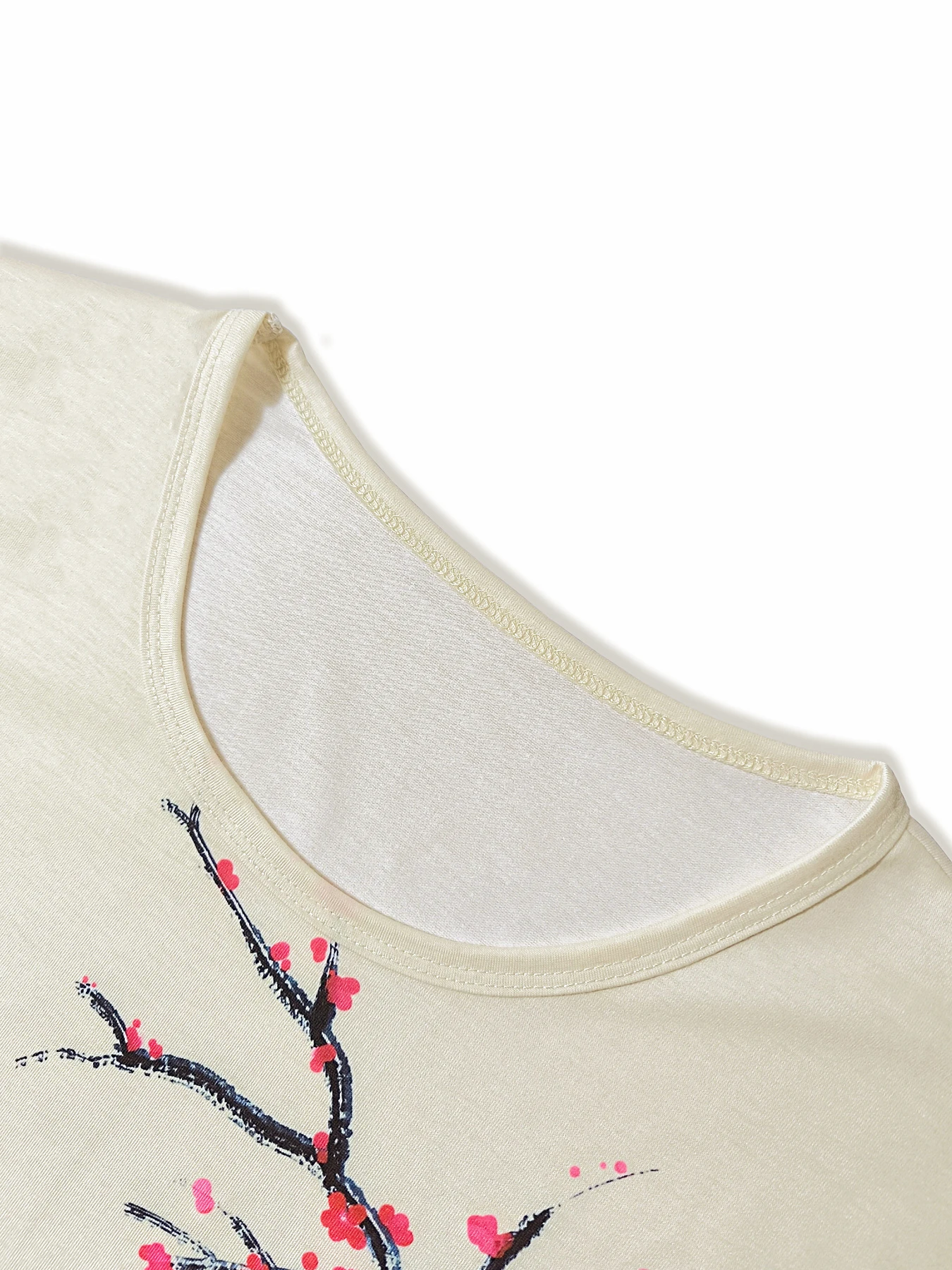 Empat musim baru piyama pria Fashion pakaian rumah pola lanskap daun dicetak lengan pendek celana pendek dua potong Set untuk pria