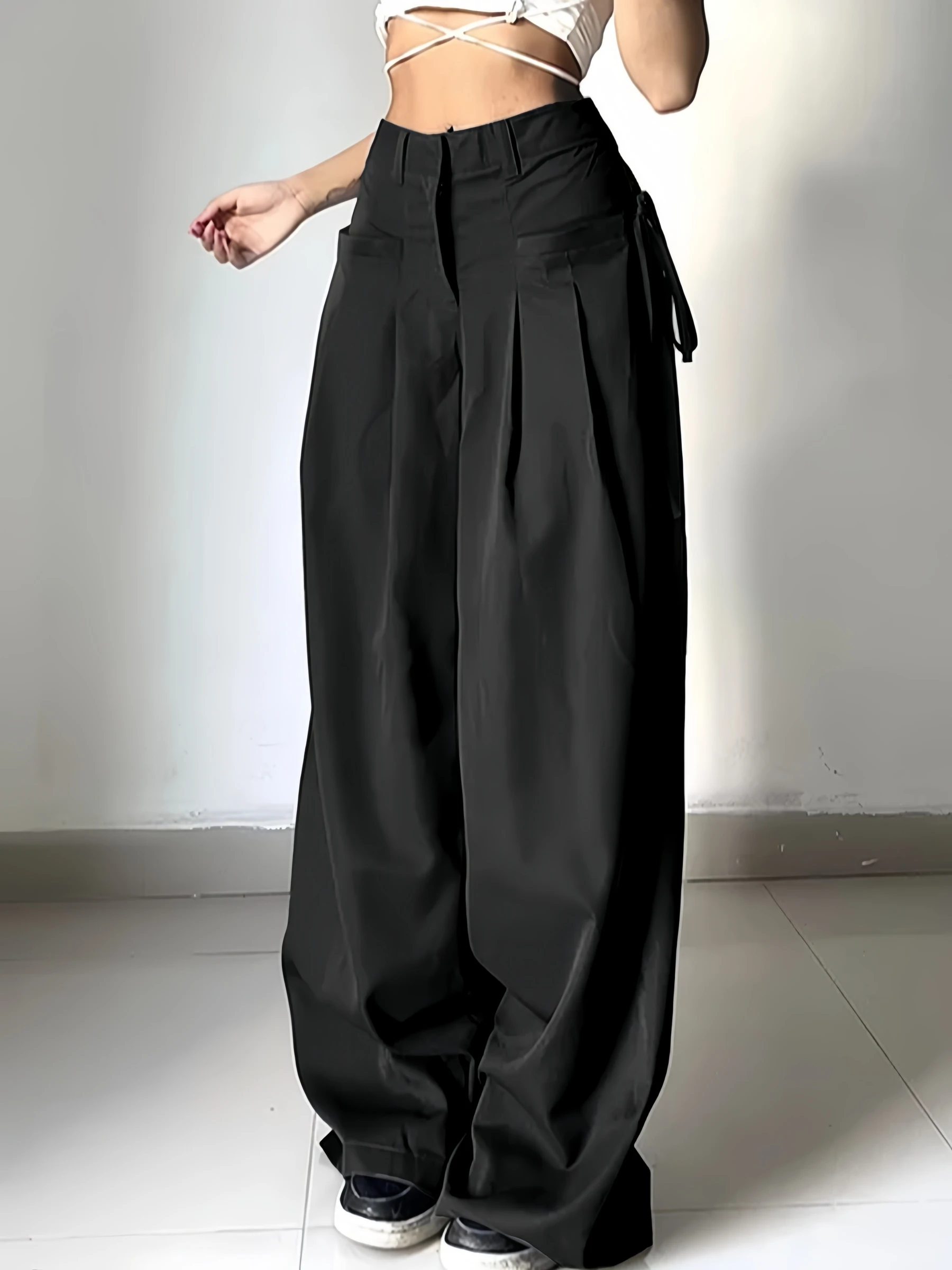 מכנסיים שחורים לנשים, בגזרה גבוהה ורחבה, עם קפלים בחזית, קשירה בצד, גזרה רחבה, סגנון קז'ואל, לבוש רחוב, מכנסי אביב קיץ