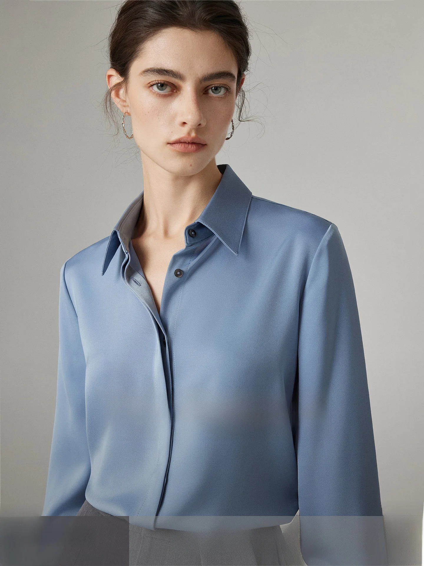 

Женская атласная рубашка Yake Home Fabric Upgrade 30 с длинным рукавом, весна-осень, для офиса, профессиональный топ, цвет «голубая вода»