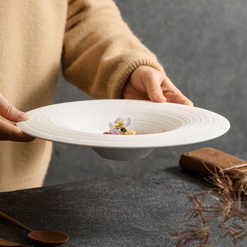 

White Ceramic Serving Plate Round Thick Soup Plate Pasta Dish Salad Plate Dessert Dish Molecular Cuisine Restaurant Tableware