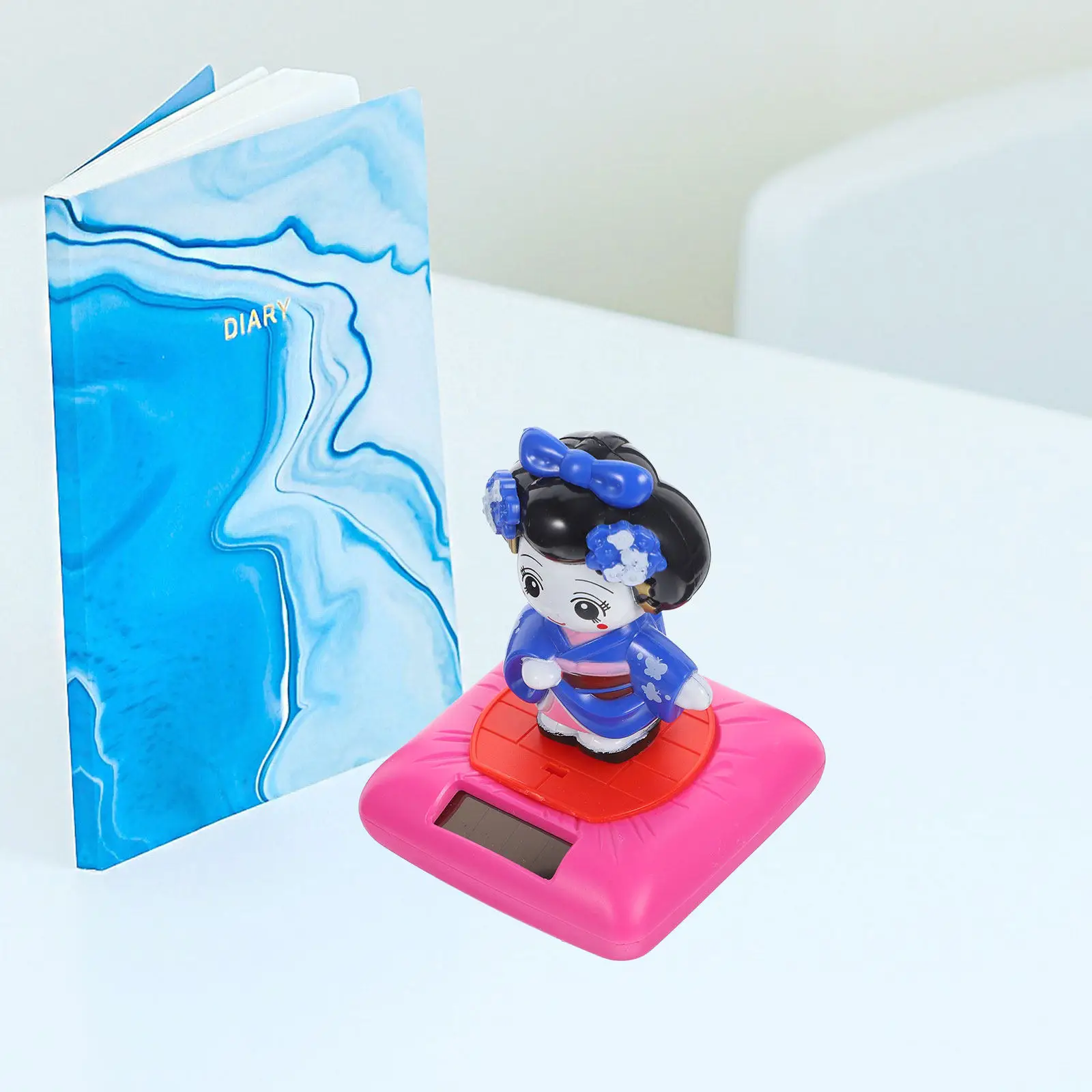 

Nodding Solar Kimono Car Decoration Shaking Head Desktop Ornament Compact Plastic Vibrant Cartoon Design for Vehicle Home Office