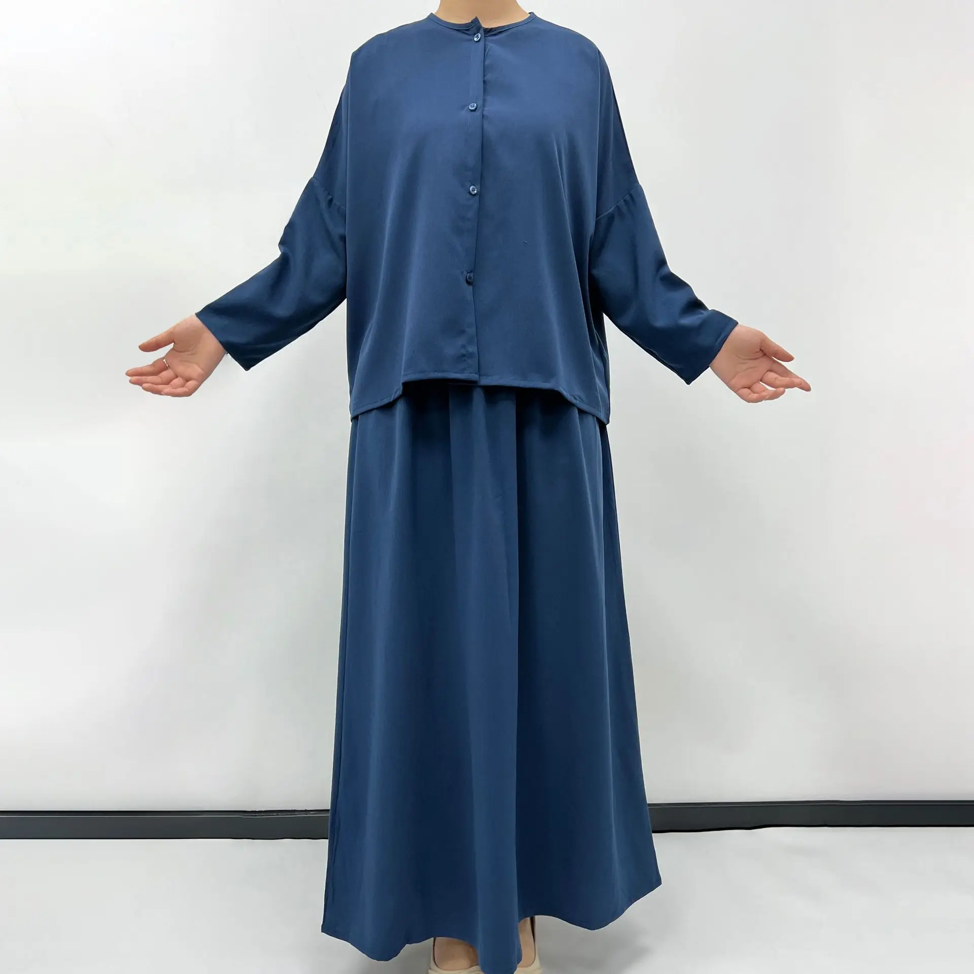 2PCS มุสลิมชุดผู้หญิงปุ่มเสื้อกระโปรงชุด 2 ชิ้นเสื้อผ้าอิสลามตุรกี Kaftan ดูไบ Abaya Femme Musulmane ตระการตา