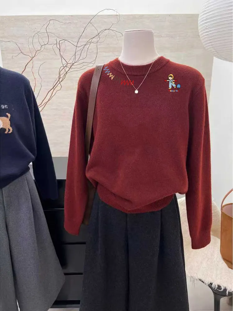 

Праздничный винно-красный вязаный свитер для женщин: универсальный теплый топ с круглым вырезом и длинными рукавами, модный, омолаживающий, для молодых женщин