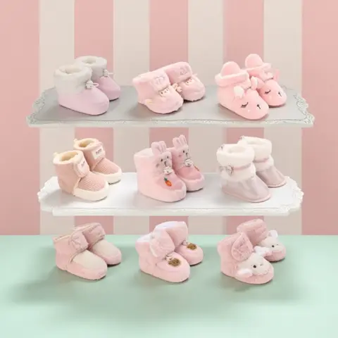 Winter Baby Boys And Girls Cartoon Cute Warm Pink Plush Boots With Comfortable And Soft Soles Suitable For Newborns Aged 0-18