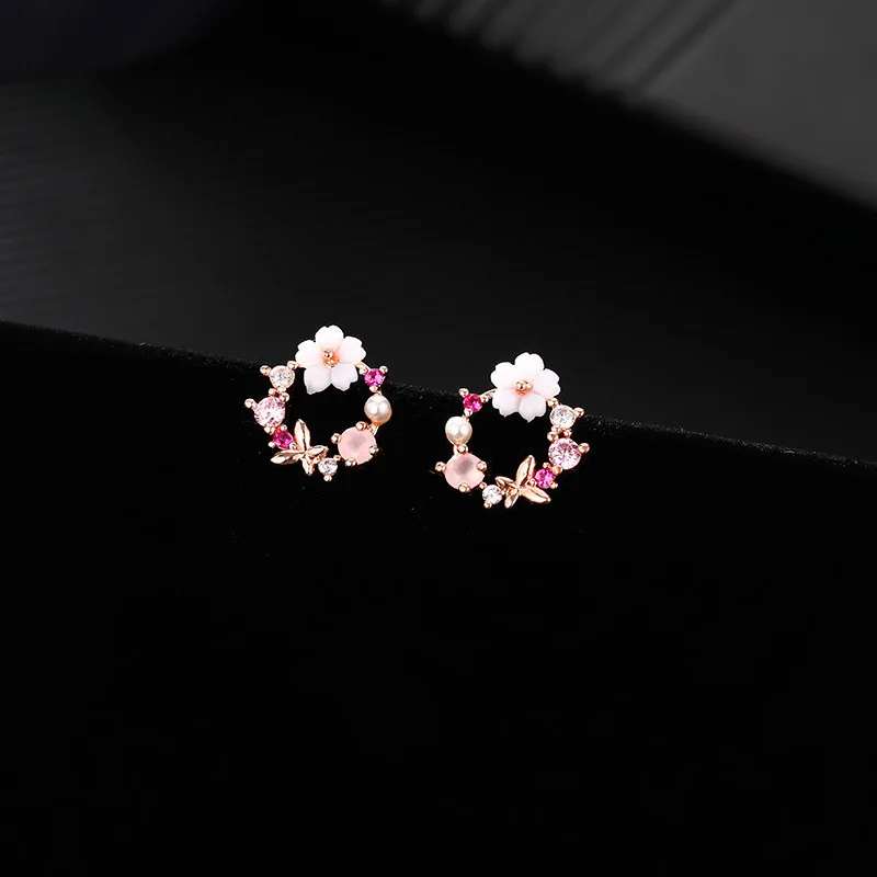 Cute Korean Personality Small Flower Stud Earrings For Women Temperament Simple Fashion Metal Female Stud Earrings