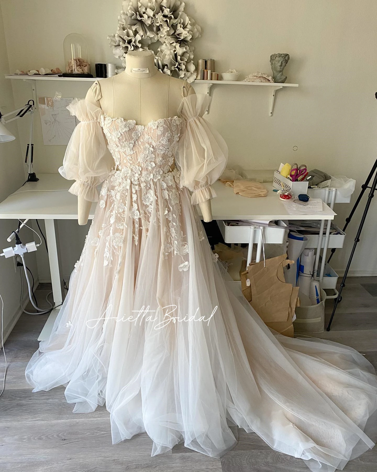 Arietta floral tule princesa vestidos de casamento destacável puff mangas rendas apliques a linha vestidos de noiva praia vestidos de noiva