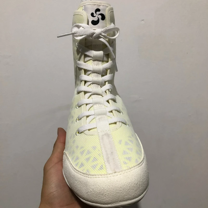 

Original Brand Super Cool Wrestling Shoes for Men Indoor Boxing Sneakers for Men Breathable Men Fighting Shoe