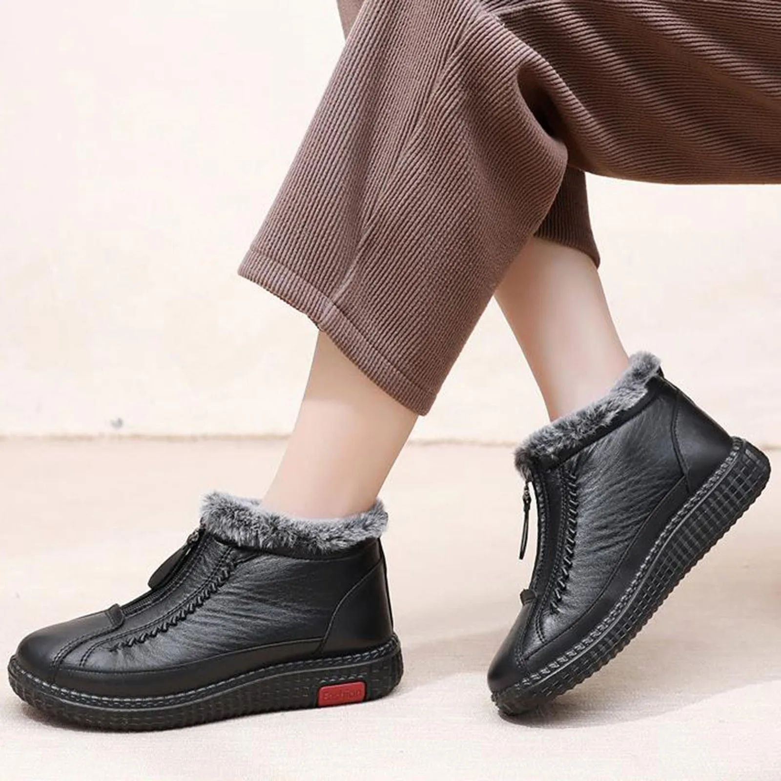 Winter Old Cloth Shoes Women Cotton Shoes Stuffed Warm Flat Slip Short Boots Cotton Boots