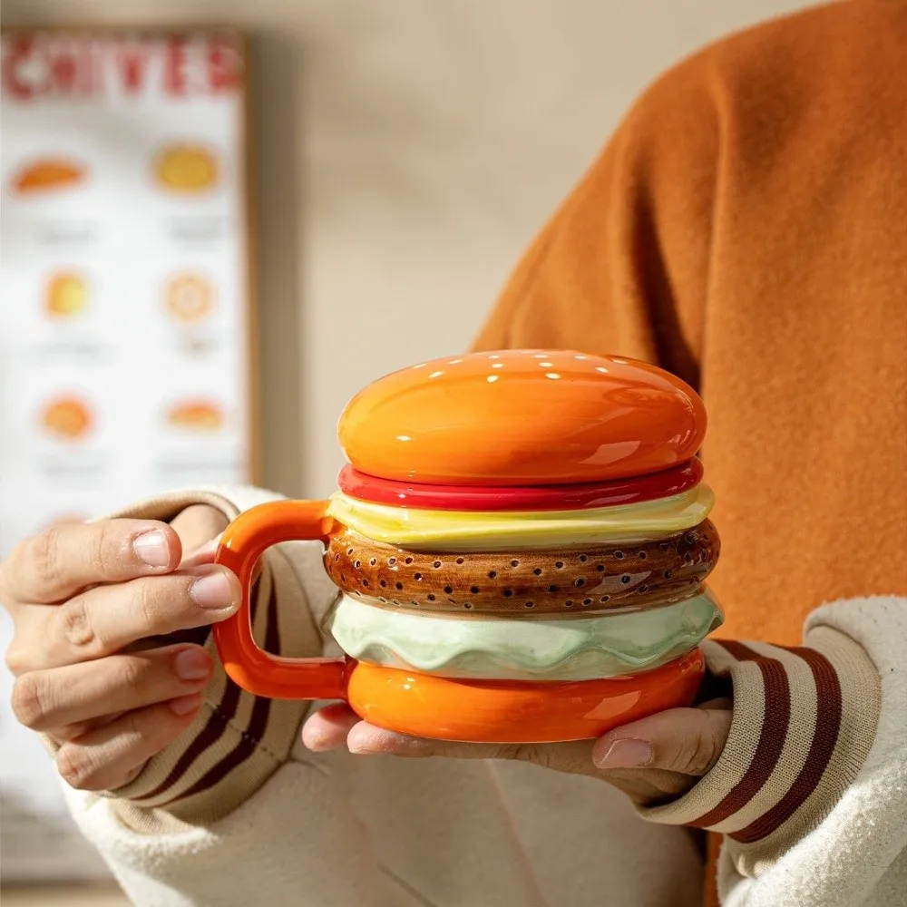 

Creative Bright Fun Colors Burger-Shaped Ceramic Mug with Lid Comfortable Grip Coffee Cup Cartoon 420ml Breakfast Cup Party