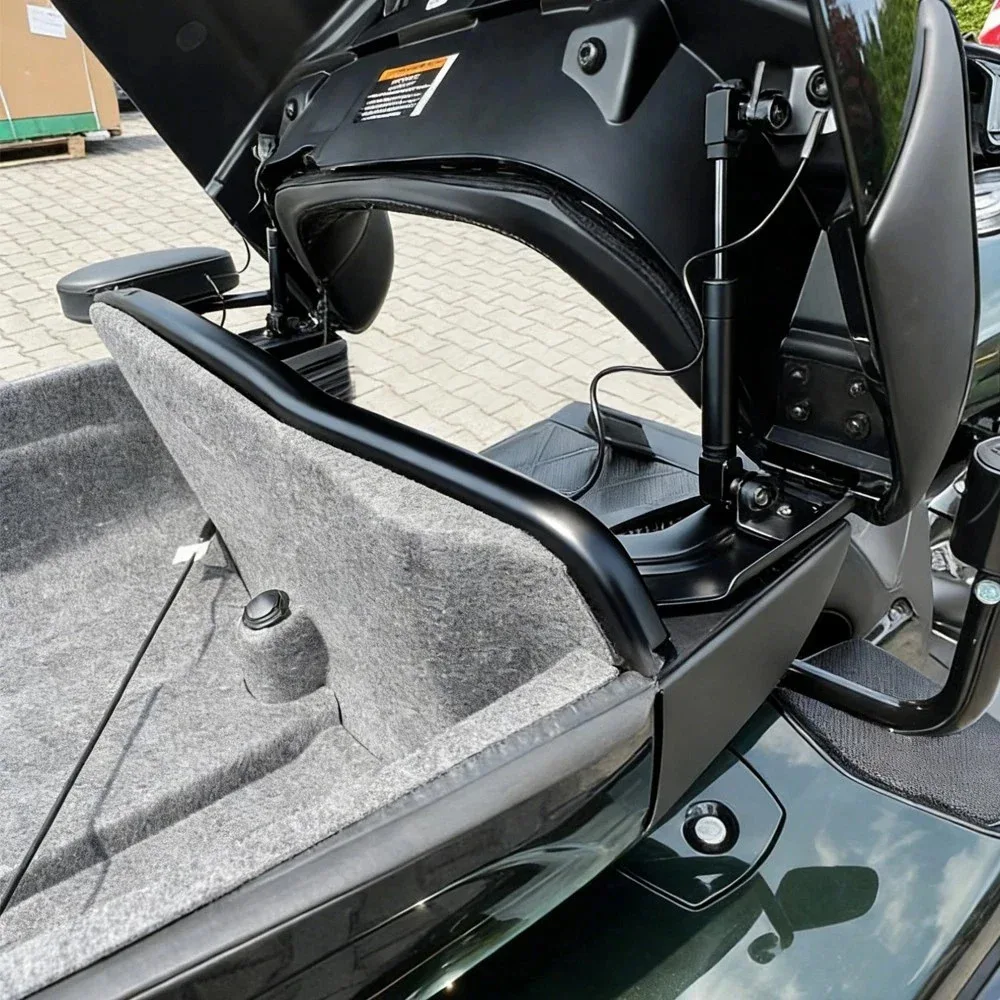 New For Indian Challenger Pursuit 2020-2026 For Indian Chieftain Roadmaster 2019-2026 Motorcycle Rear Trunk Hydraulic Support