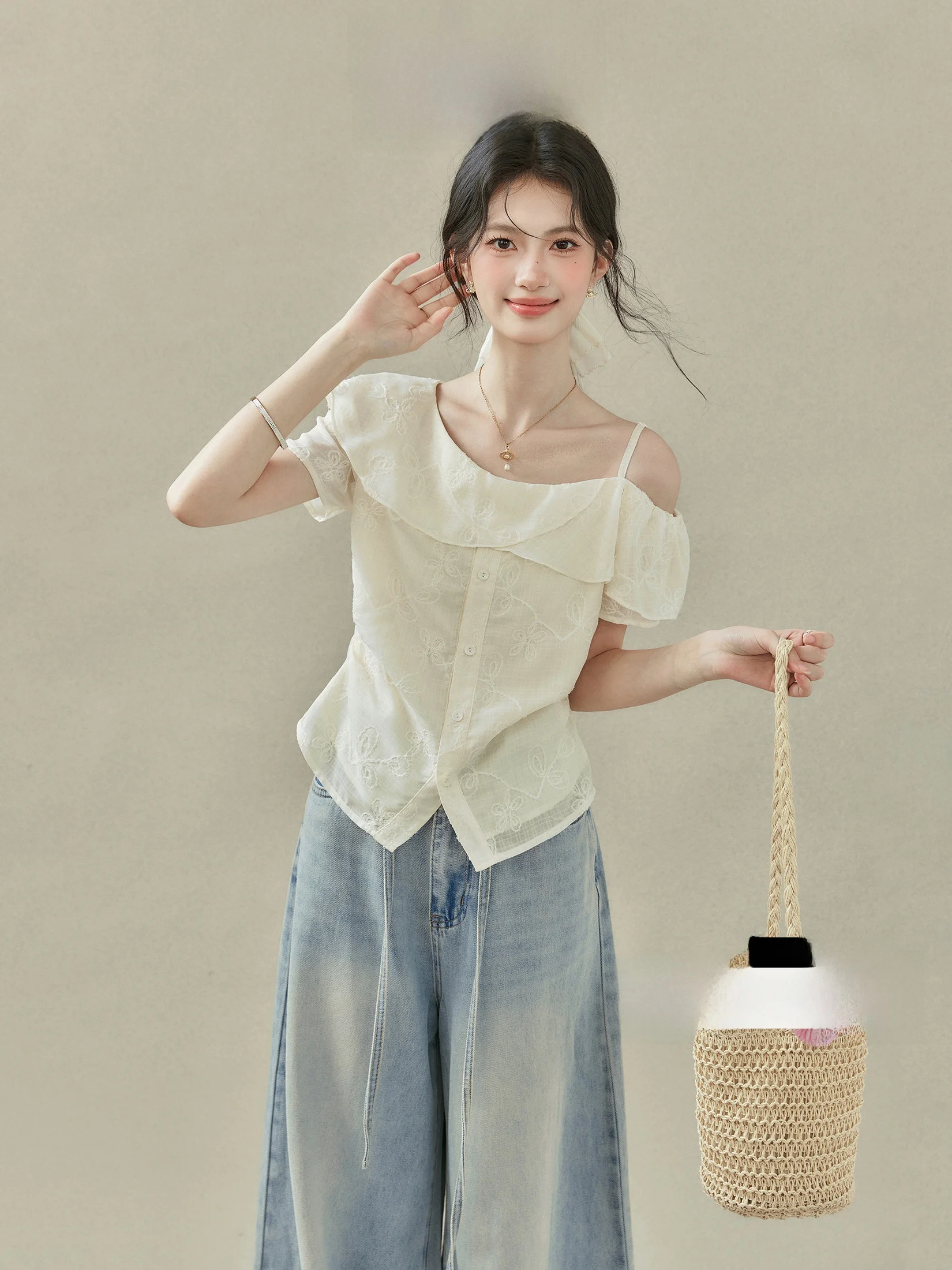 Slim Fit Short Sleeve Shirt Women's Summer Waist Cinching Shoulder Bared French Style Blouse Floral Lace Trim Yoke Slimming Top