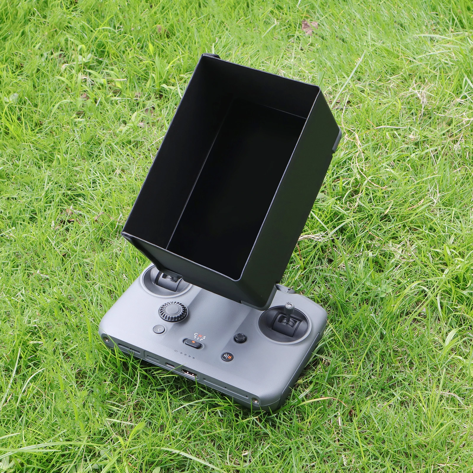 مناسبة لـ DJI Mavic 4Pro للتحكم عن بعد Light Shield RC Pro 2 غطاء حماية مقاوم للخدش