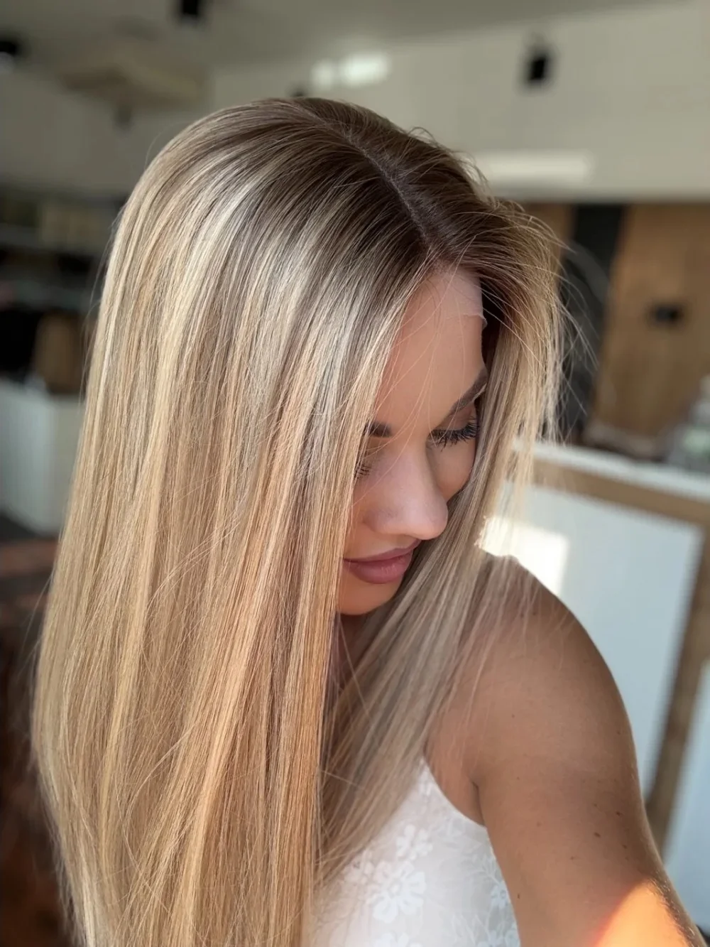 Ombre Blonde Balayage Wig 13x4 Natural Hairline Short Straight Bob Wig Rooted HD Lace Front Synthetic Wig Blend 5% Human Hair