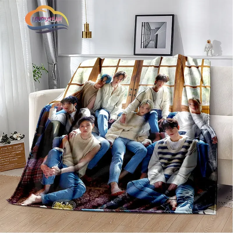 3D New KPOP Boys Flannel Blanket Bang chan Throw s for Sofa Bed Stray Kids Warm Portable Fan Gift Travel