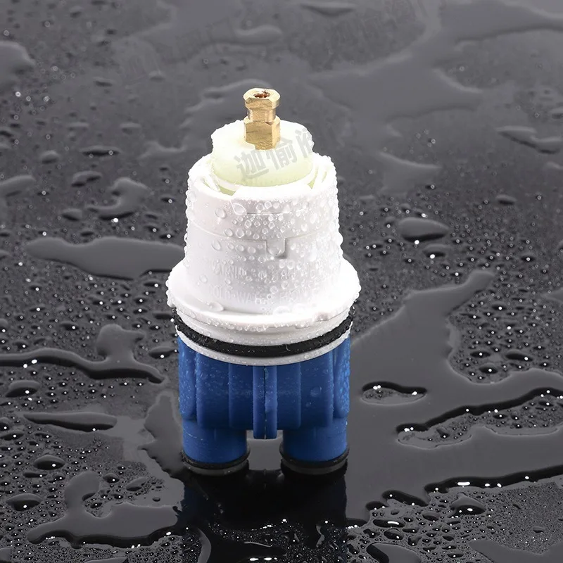 Constant temperature spool quick opening hot and cold faucet spool accessories Amazon hot-selling spool stock sufficient