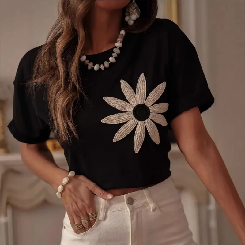 

Женская футболка 2026, новая модная футболка с круглым вырезом и короткими рукавами с цветочной вышивкой, домашняя одежда, топы, весна-лето, повседневные черные футболки для