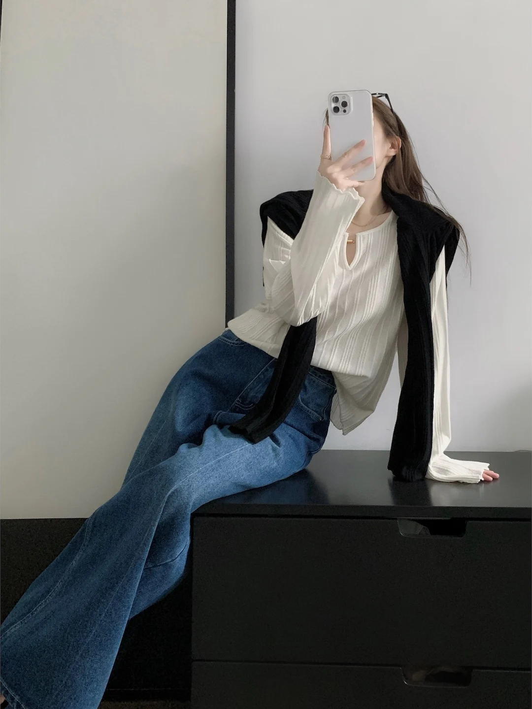 

Женский вязаный свитер из шерсти с вертикальной текстурой, простой, элегантный, приталенный, мягкий, с V-образным вырезом, для ранней осени...