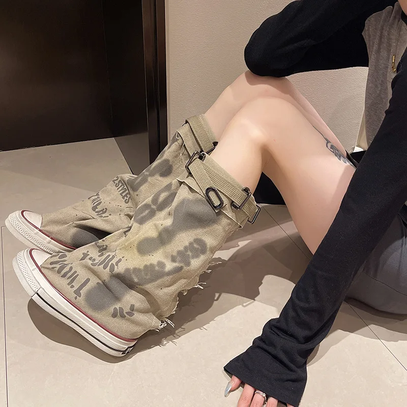 Women Boots 2024 New Retro Flat Platform Graffiti Mid-calf Boot Sexy Trend Thick Bottomed Round Toe Anti Slip Calf Fashion Boots