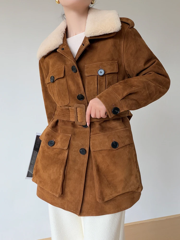 เสื้อแจ็คเก็ตหนังกลับแท้ คอขนสัตว์ธรรมชาติ สำหรับผู้หญิง ฤดูหนาว ดีไซน์เรียบหรู สไตล์วินเทจ ทรงเข้ารูป พร้อมเข็มขัด หนังแพะแท้ บุด้วยขนห่าน