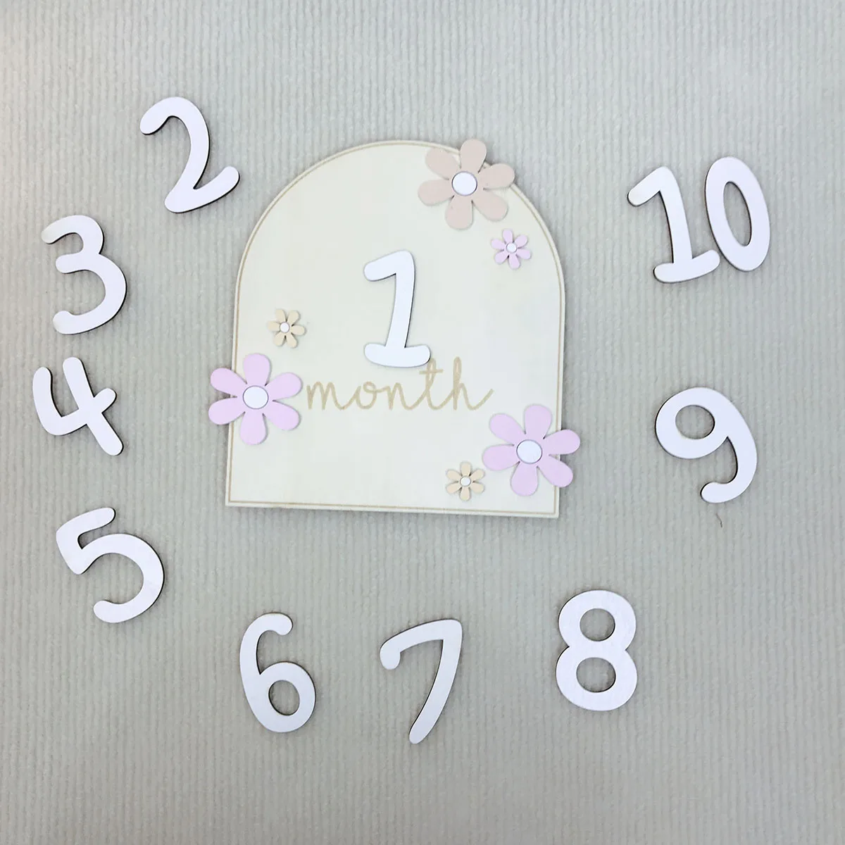 Wooden Baby Monthly Milestone Cards 3D Flowers Double Sides Girls Boys Newborn Photography Props Baby Milestone Photo Props